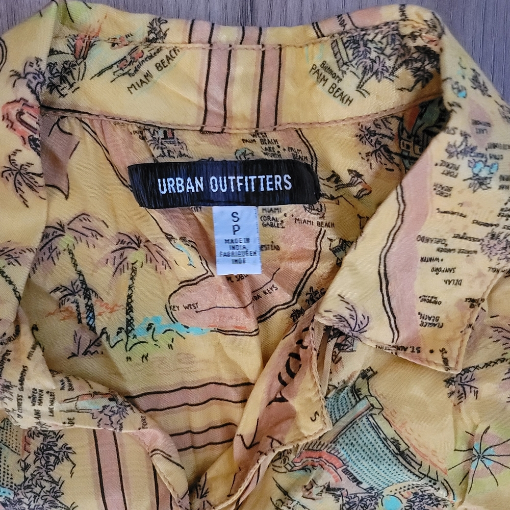 Urban Outfitter S Florida Print Women's Top - Picture 4 of 8